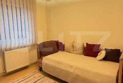 Apartament cu 3 camere, semidecomandat, la etaj intermediar, zona Astra - 5