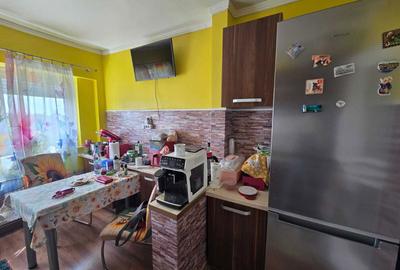 Apartament cu 4 camere semidecomandat în Someș - 10