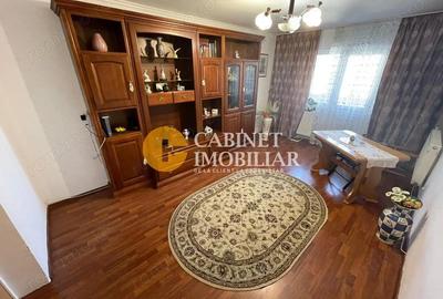 Tudor Vladimirescu str Tepes Voda - decomandat- an 1978 - mobilat Tudor Vladimirescu str Tepes Voda - decomandat- an 1978 - mobilat - 2