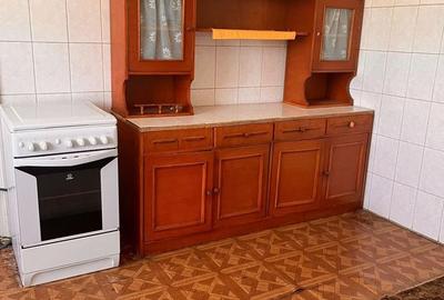 Casă cu 4 camere în Urluiești - 2