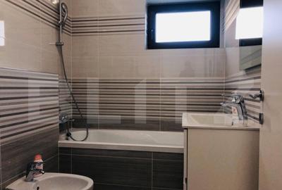 Apartament 3 camere, 70mp, parcare, zona strazii Razoare - 2