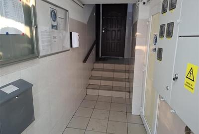 Vanzare apartament 2 camere | Timpuri Noi  | langa metrou | etaj 2/5 | lift | re - 16