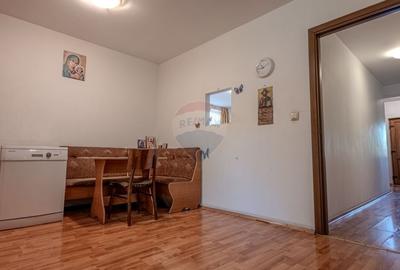 De vanzare Vila  in Mogosoaia - 550 mp teren - 9