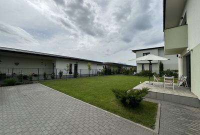 Casă individuală cu 3 camere cu Canalizare în Cristian - 3