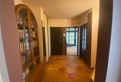Apartament cu 2 camere decomandat, mobilat în Piața Centrală - 6
