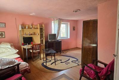 Casă cu 3 camere cu Teren 3863 Mp în Batiz - 1