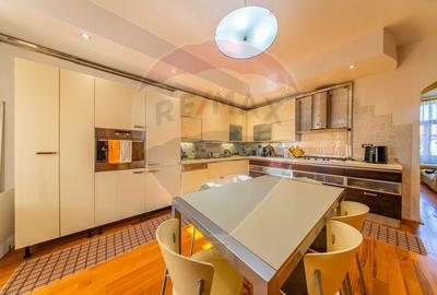 Apartament cu 3 camere de vanzare in zona Ultracentral - 17