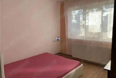 Apartament cu 3 camere decomandat în Apărătorii Patriei - 5