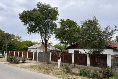 Casă cu 6 camere în Chichinețu - 8