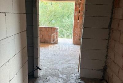 Casă cu Teren 1602 Mp în Almașu Mare - 4