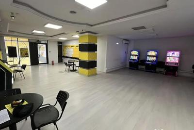 Spațiu comercial, de 100 mp, în Central - 4