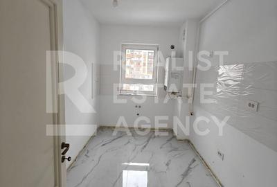Apartament cu 3 camere decomandat în Tractorul - 3