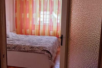 Apartament cu 4 camere decomandat în Central - 2