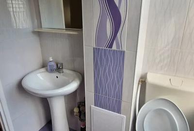 Inchiriez apartament 2 camere decomandate zona centrala Inchiriez apartament 2 camere decomandate zona centrala - 5