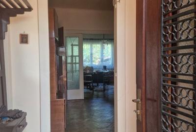 Casă cu 3 camere decomandat în Central - 20