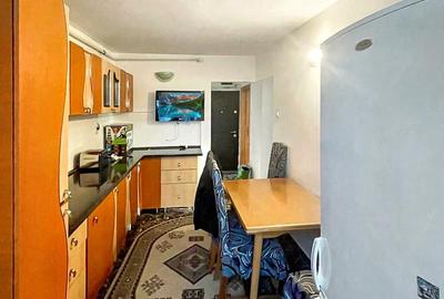 Apartament cu 3 camere decomandat, mobilat în Central - 2