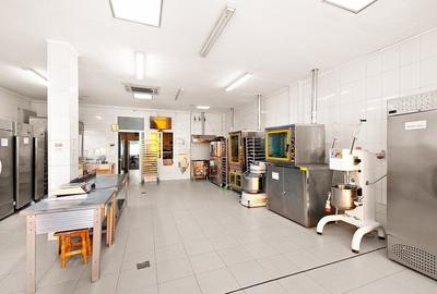 Spațiu comercial, de 307 mp, în Țiglina 2 - 9