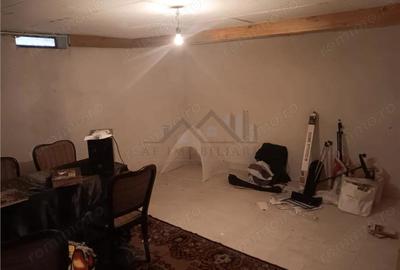 Casă cu 2 camere cu Canalizare în Copou - 16