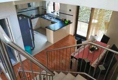 Casă cu 4 camere în Central - 1