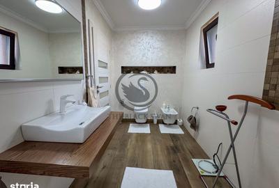 Casă cu 5 camere cu Teren 1073 Mp în Podenii Noi - 10