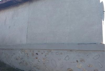 Casă cu 3 camere în Bustuchin - 2