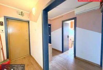 Apartament cu 3 camere în Piața Centrală - 3