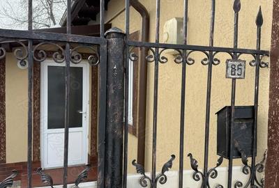 Casă cu Teren 51 Mp în Brăilița