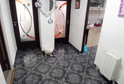 Apartament cu 2 camere decomandat în Central - 1