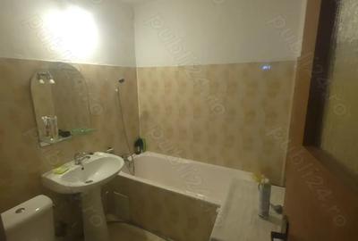 Apartament cu 3 camere decomandat în Dorohoi - 8