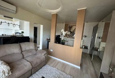 Garsoniera de vanzare- pozitie excelenta -open space-centrala proprie-mobilata - 4