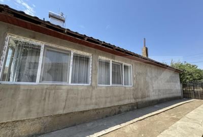 Casă cu 4 camere cu Teren 1500 Mp în Central - 12