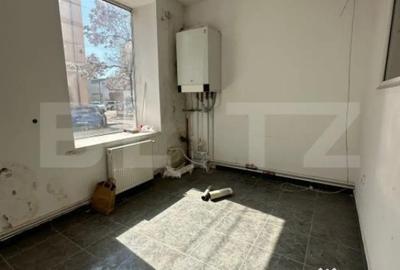 Spațiu comercial, de 293 mp, în George Enescu - 3