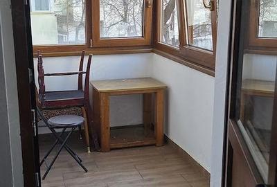 Apartament cu 3 camere decomandat în Canta - 1