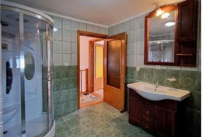 Casă cu 5 camere cu Teren 378 Mp în Șerbănești - 4