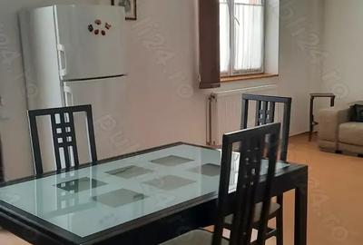 Apartament cu 2 camere decomandat în Central - 2