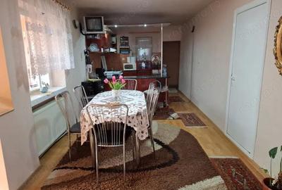 Casă cu 5 camere cu Teren 812 Mp în Central - 4