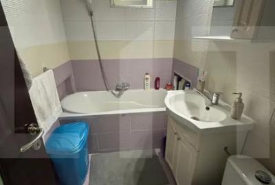 Apartament cu 3 camere decomandat în Grădiște - 2