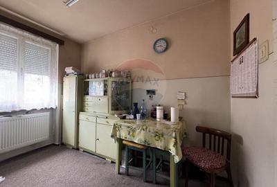 Apartament cu 2 camere decomandat în Central - 4