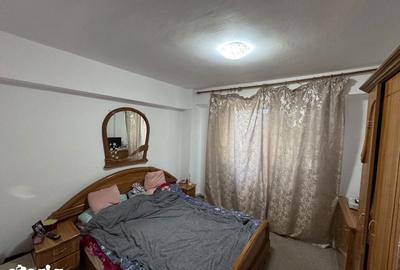 Apartament cu 3 camere decomandat în Micro 16 - 3