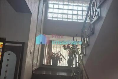 Casă cu 5 camere cu Teren 1600 Mp în Moara - 14