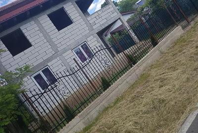 Casă cu Teren 471 Mp în Lilieci - 2