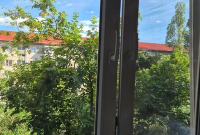 Apartament cu 3 camere semidecomandat în Cetății - 1