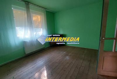 Casă individuală cu 3 camere cu Canalizare în Cetate - 4
