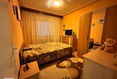 Apartament cu 3 camere decomandat, mobilat în Cug