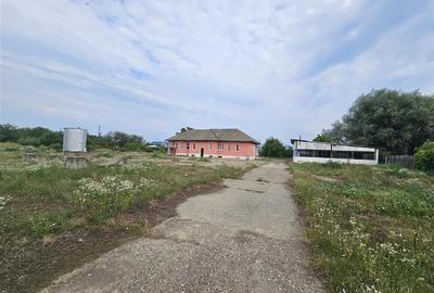 TEREN DE VANZARE INTRAVILAN IN ZONA INDUSTRIALA 10000 mp Onesti - 1