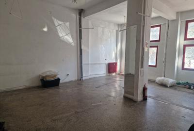 Spațiu comercial, de 46 mp, în Catane - 1