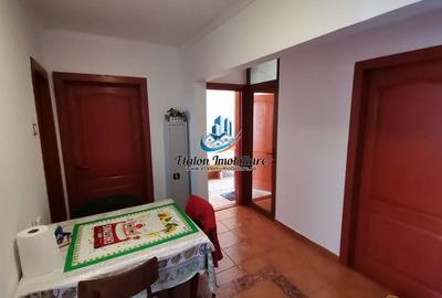 Apartament cu 4 camere decomandat în Precista - 1