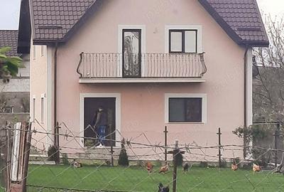 Casa de vanzare din caramida - 1