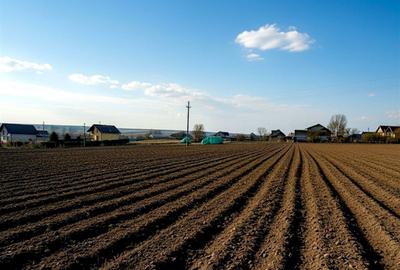 Teren Construcții intravilan de 991 mp, în Moara Carp - 3