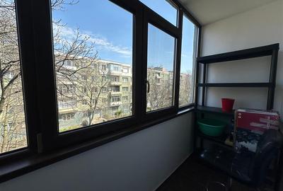 Apartament cu 3 camere decomandat în Podu Roș - 10